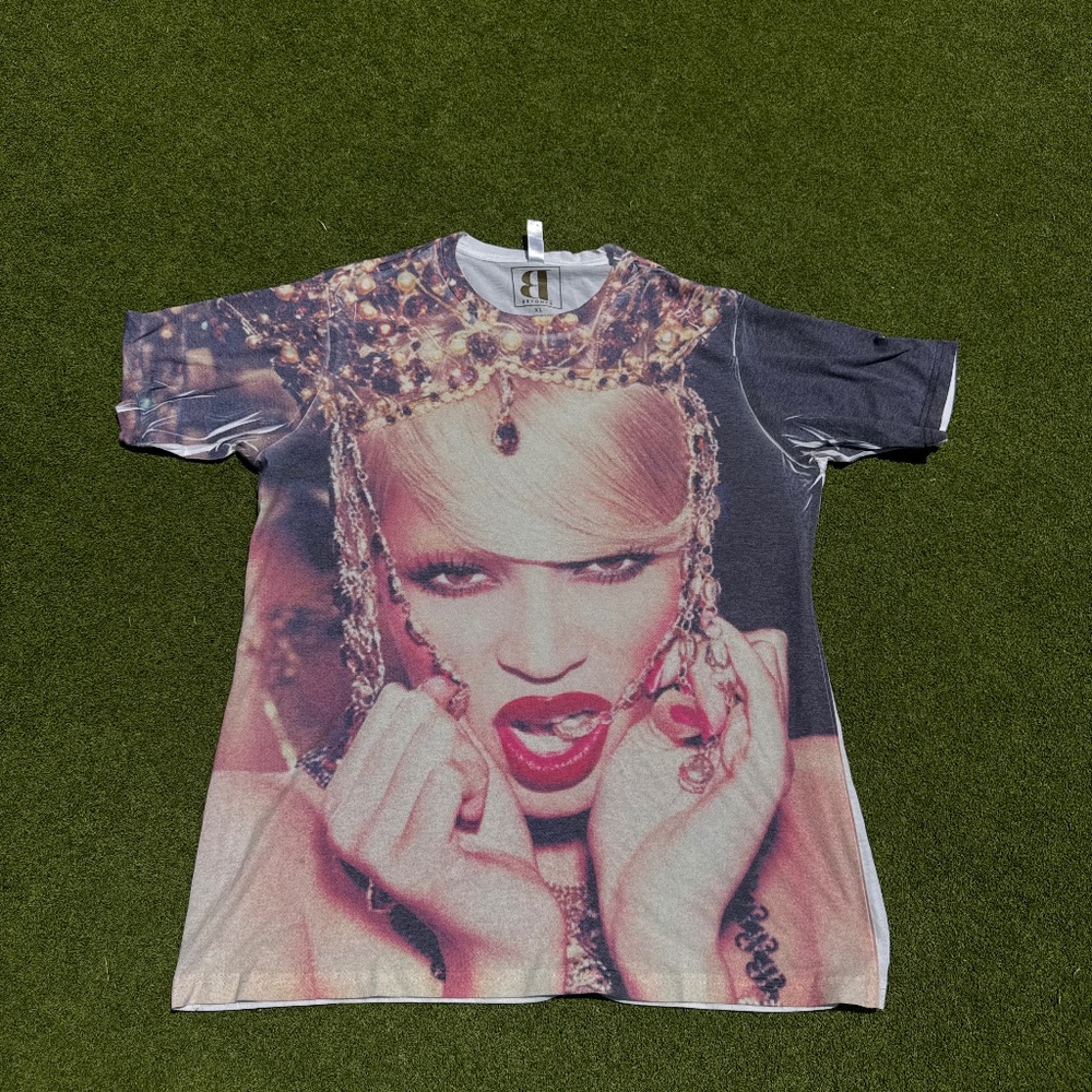 Beyoncé Tee